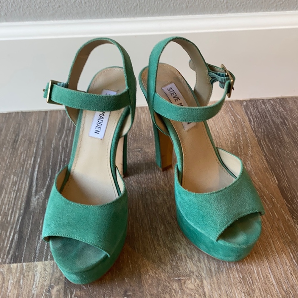 Steve Madden stilettos mint green 5 1/2 inch heel